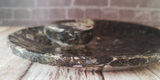Side view og fossil heart plate