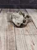 Side view of baryte with pyrite